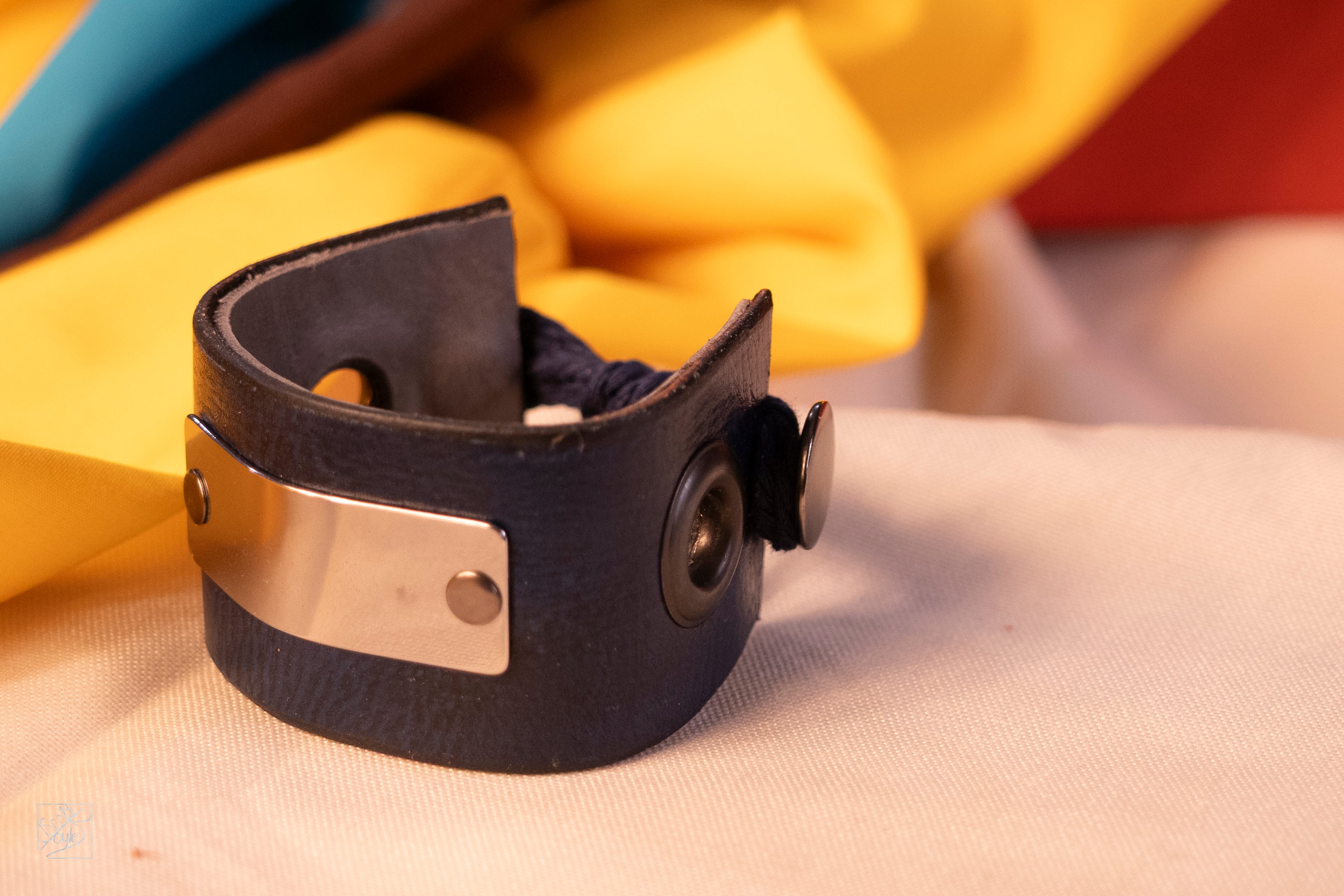Gunmetal Blues | Button-Envelope Bracelet (2-button)